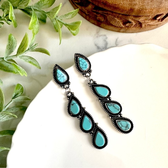2/$30🌵 Teardrop Turquoise Stone Earrings Silver Southwestern Jewelry NEW Boho - Picture 1 of 10